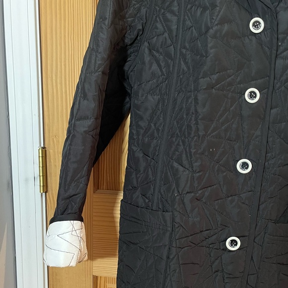 Vintage Black And White Quilted Women's Reversible Coat - Picture 7 of 16